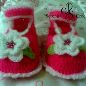 Chaussure rose indien avec fleur au crochet